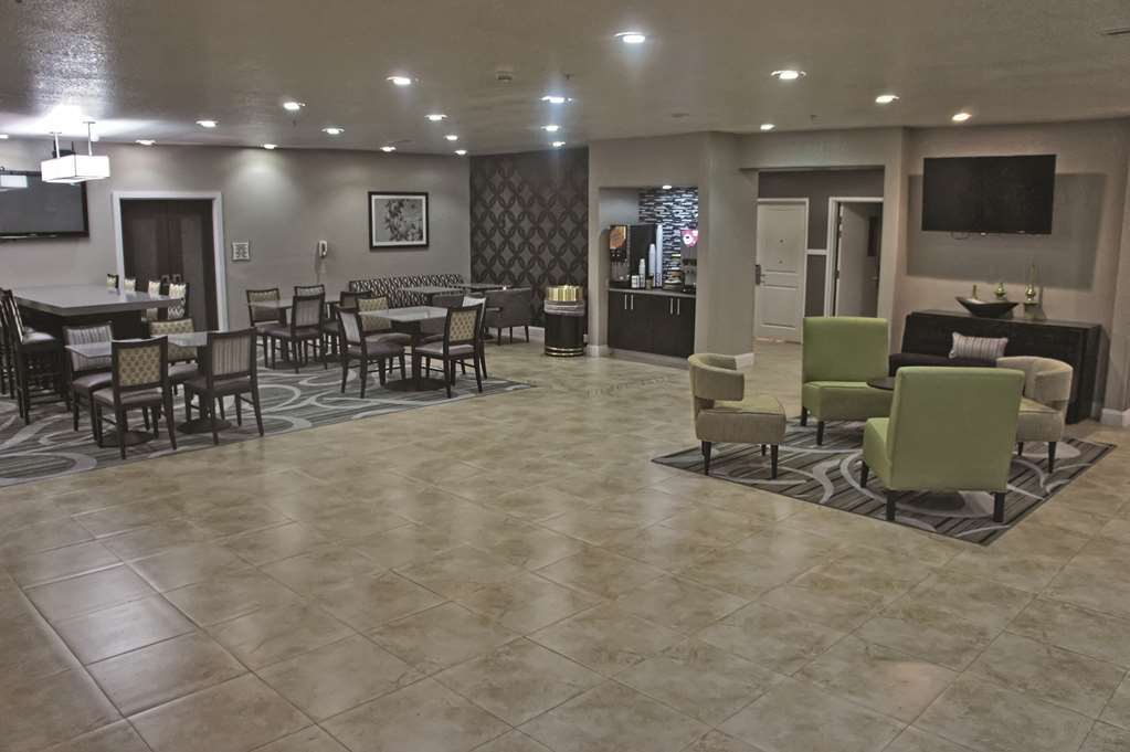 La Quinta By Wyndham Ada Hotel Interior foto